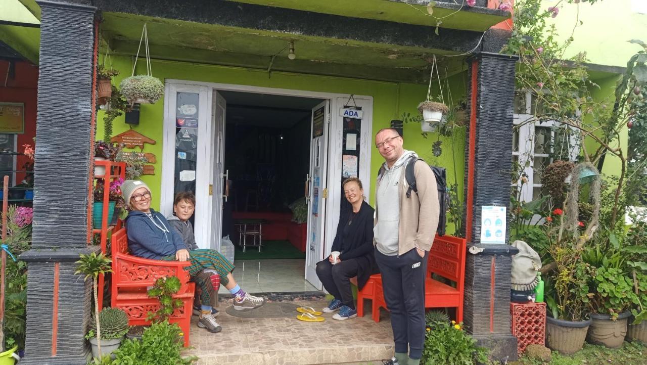 Green Savannah Homestay Syariah Diyeng Exterior foto